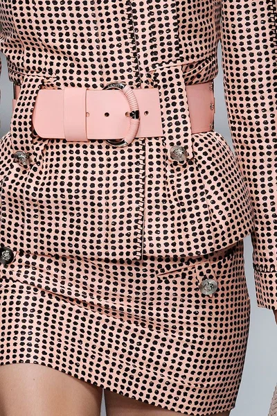 Look 24